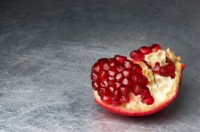 pomegranate nutrition